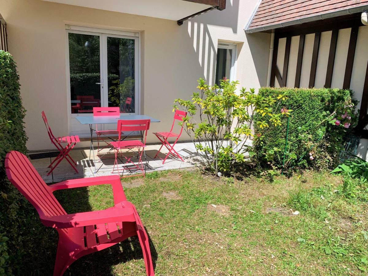 Front De 11 - Jardin - Thalasso * Cabourg